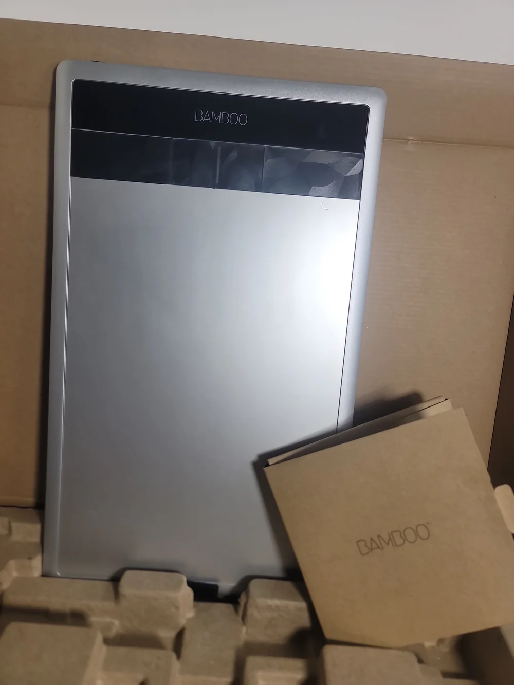 BAMBOO compact tablet